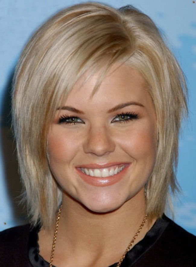 Short Hairstyles For Oval Faces With Wavy Hair