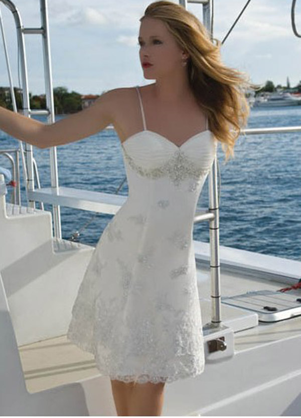 25 Short Beach Wedding Dresses