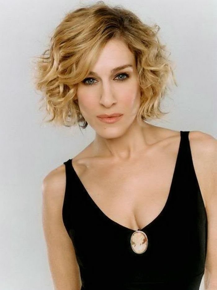 Short Curly Hairstyles For Women