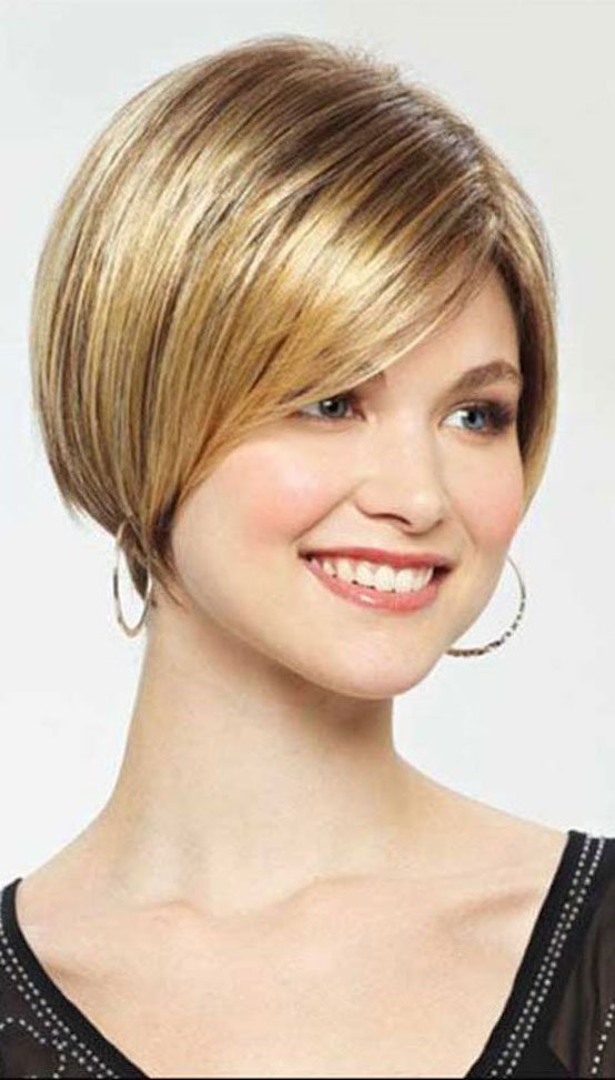 21 Short Hairstyles For Straight Hair To Try - Feed Inspiration