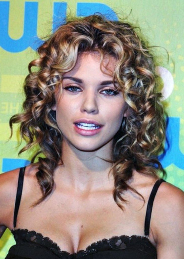 26 Best hairstyle for curly hair female indian 
