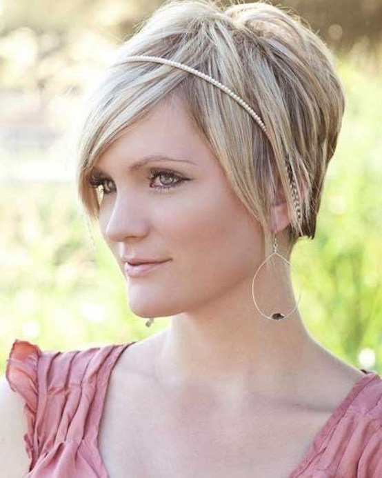 20 Prom Hairstyles For Short Hair To Try Feed Inspiration