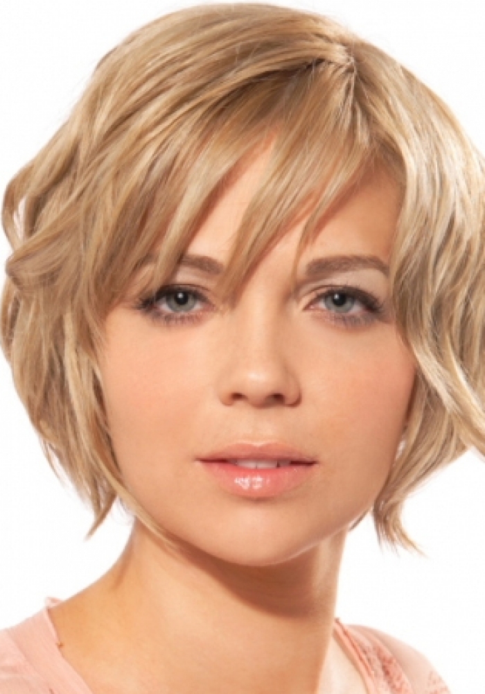 21 Cute Short Hairstyles For Round Faces Feed Inspiration