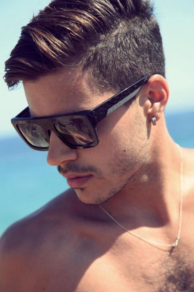 23 Cool Men S Hairstyles With Glasses Feed Inspiration