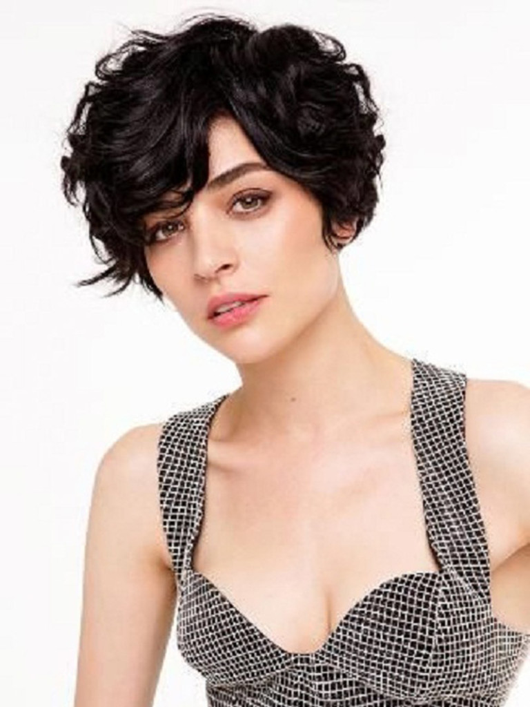 21 Short Curly Pixie Hairstyles We Love Feed Inspiration