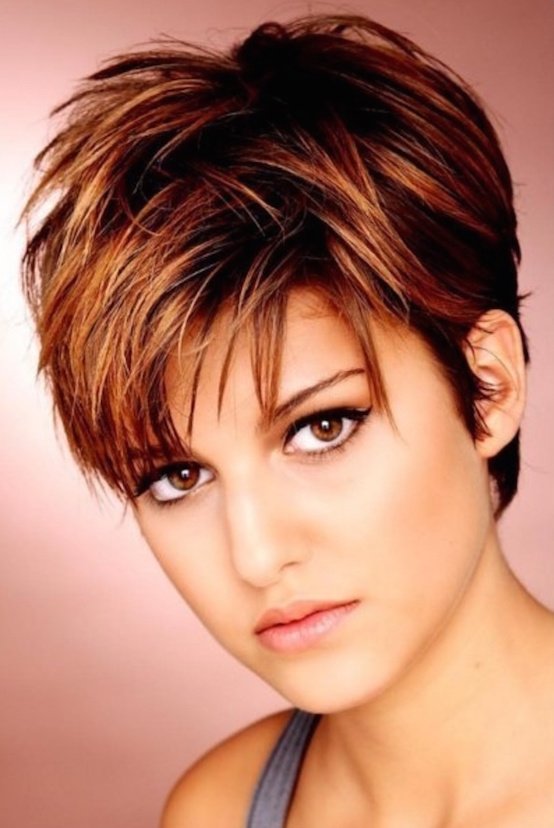 21 Cute Short Hairstyles For Round Faces Feed Inspiration