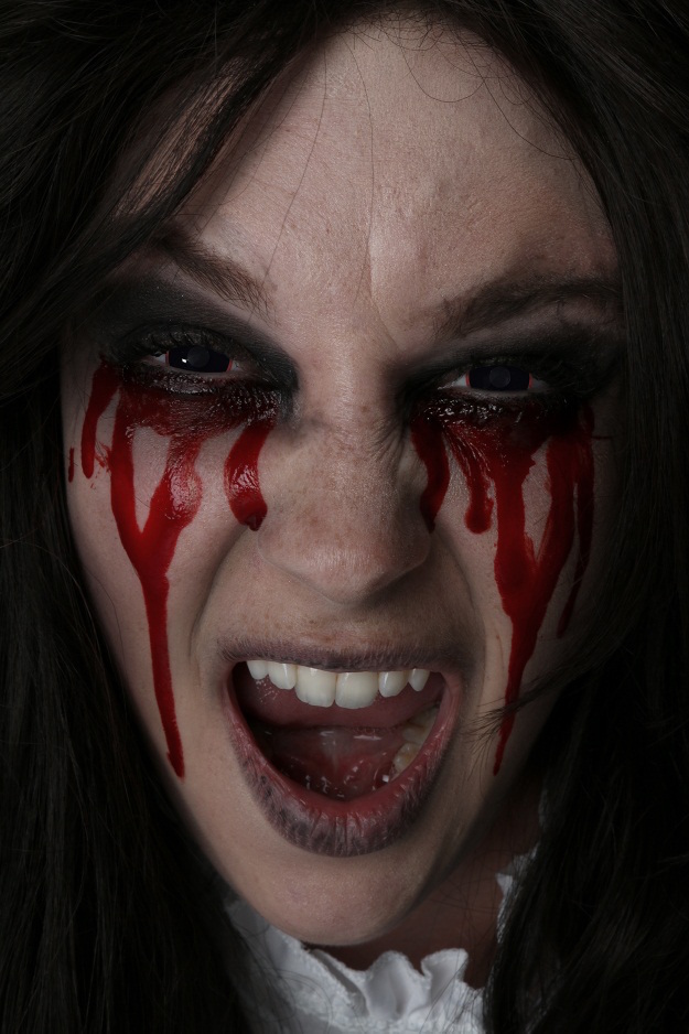 17 Amazing Bloody  Halloween  Makeup  Ideas  Feed Inspiration