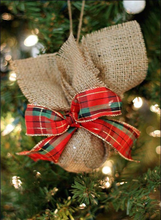 21 Plaid Christmas Ornaments Decorating ideas - Feed Inspiration