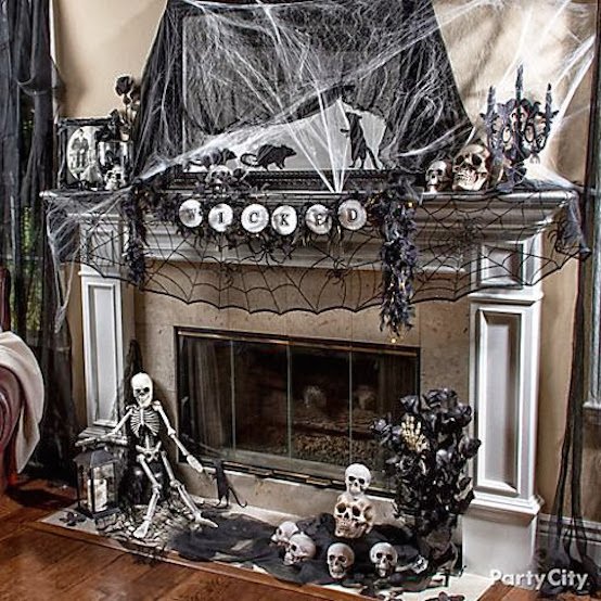17 Gothic Halloween Decorating Ideas To Inspire You - Feed Inspiration