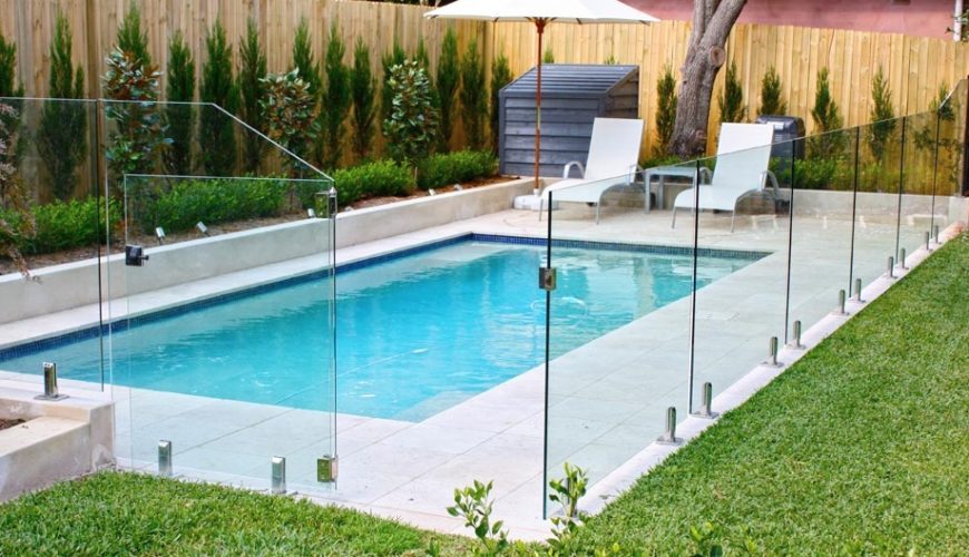 The Clear (and Not So Clear) Benefits of Glass Fencing